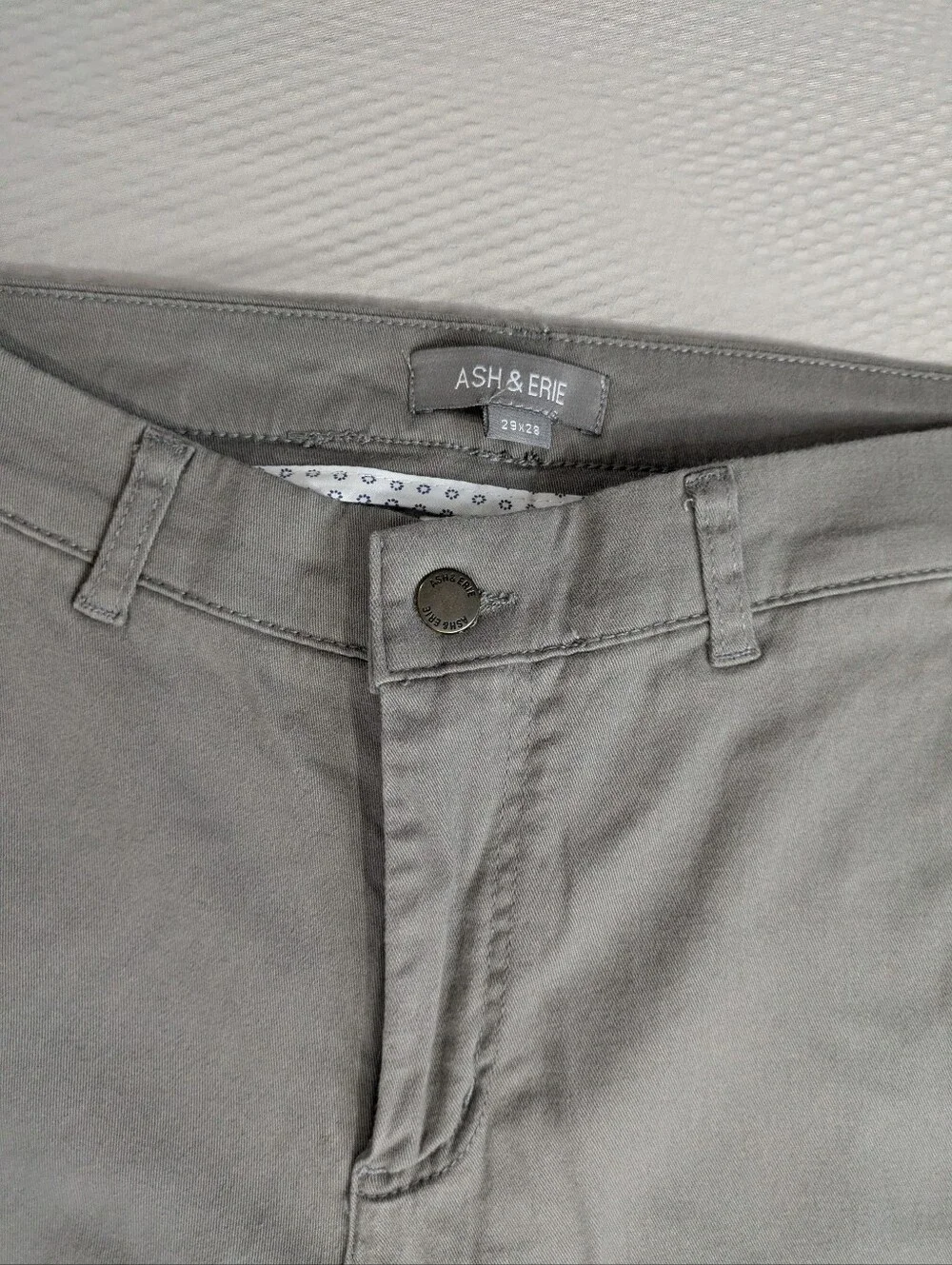 Ash & Erie Pants Mens 29x28 Chino Zip Fly Casual Pockets Preppy